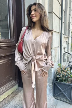 Karina Satin Wrap 14974*Continue Online