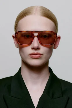 Kaya*A. Kjærbede Sale