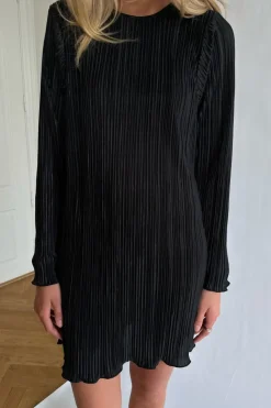 BYIC Kellyic Plissé Dress< Kjoler