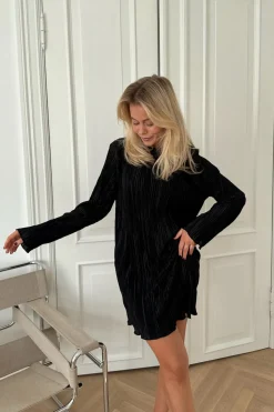 BYIC Kellyic Plissé Dress< Kjoler