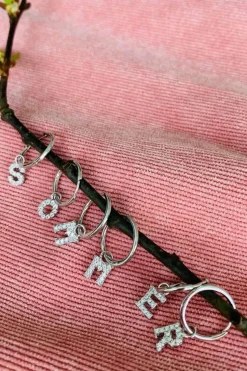 Mellow Moon Kreol Bogstav Ørering< Øreringe