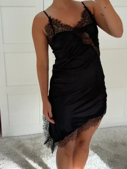 Lace Midi Dress*Dear Molly Sale