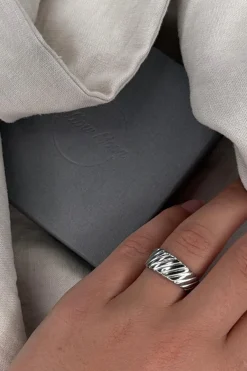 Laura Ring*Mellow Moon