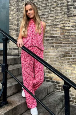 Lea Flowers*Continue Sale