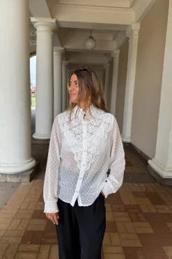 Leah 137099B*Dear Molly Online