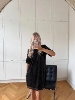 Noella Leeann Dress 14550003< Kjoler