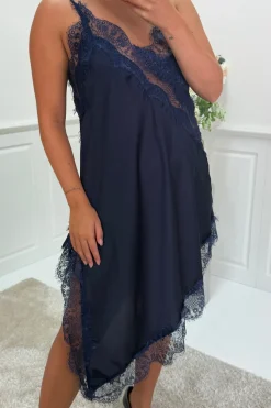 A-bee Leni dress< Kjoler