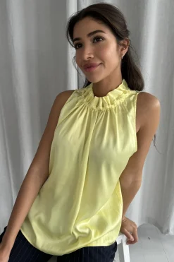 Continue Liva Solid 14925< T-Shirts & Toppe