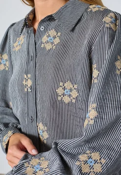 Love919-19 19331*Love & Divine Clearance