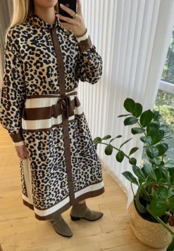 Love & Divine Love1394 19099< Kjoler