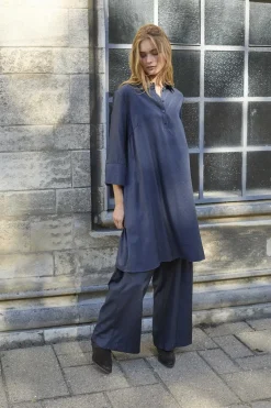 Love & Divine Love441-41 19380< Kjoler