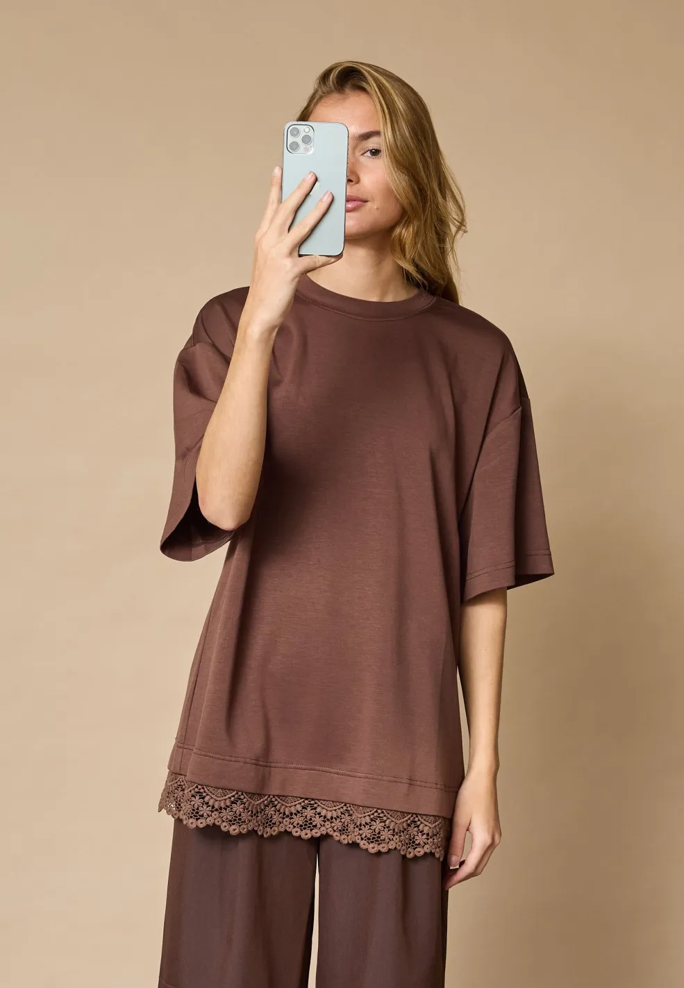 Love1462 19468*Love & Divine Hot