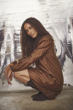 Love & Divine Love870-3 19108< Kjoler