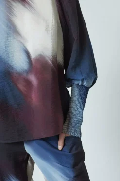 Love & Divine Love738-23 19374< Sæt 🛍️|Bluser & Skjorter