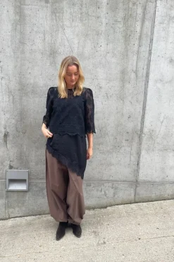 Love & Divine Love1498 19602< Bluser & Skjorter