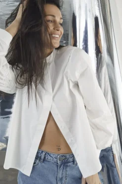 Love1355 18868*Love & Divine