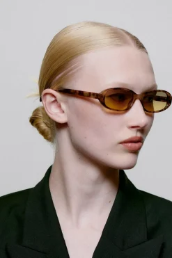 A. Kjærbede Macy< Solbriller