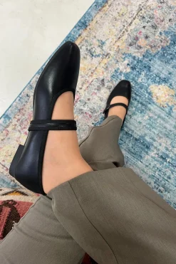 Bloom Magnolia< Bloom|Ballerinaer