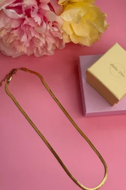 Mellow Moon Marianne Halskæde< Halskæder