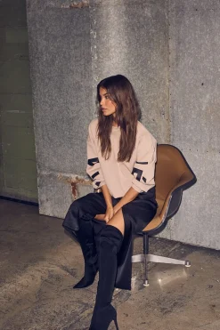 Haute L'Amitié Maxi Split Logo Sweat HL10413< Sweatsæt & Comfy Wear|Bluser & Skjorter