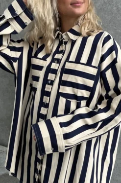 My Beloved Shirt*Stories From The Atelier By Copenhagen Shoes Outlet