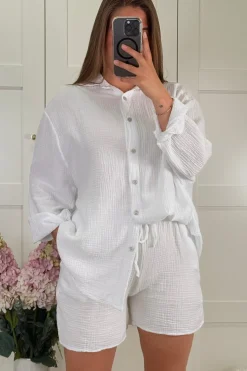 A-bee Nelly Shorts< Shorts