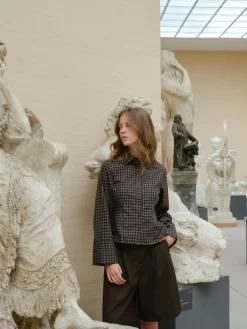 Nika Structure Shorts 164538*Neo Noir Online