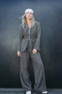 Noisy May Nmiris L/S Smock Fitted Blazer< Sæt 🛍️|Jakkesæt