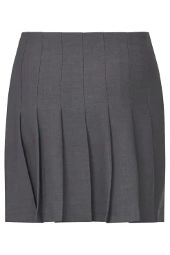 Nope-Sk 18388*Sisters Point Outlet