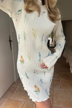 BYIC Odineic Dress A23833< Kjoler