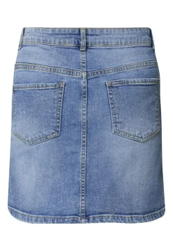 Onea-Sk4 18418*Sisters Point Hot