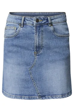 Onea-Sk4 18418*Sisters Point Hot