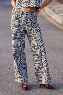 Onlhope Zebra Wide Sik*Only Online