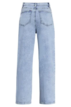 Owi-W.Je15 18367*Sisters Point Hot