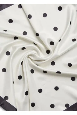 Pieces Pcdonnie Square Scarf< Tørklæder