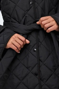 Pieces Pcemily Long Quilted Jacket< Overtøj & Jakker