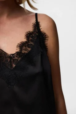 Pcnomi Strap Satin Lace Top*Pieces