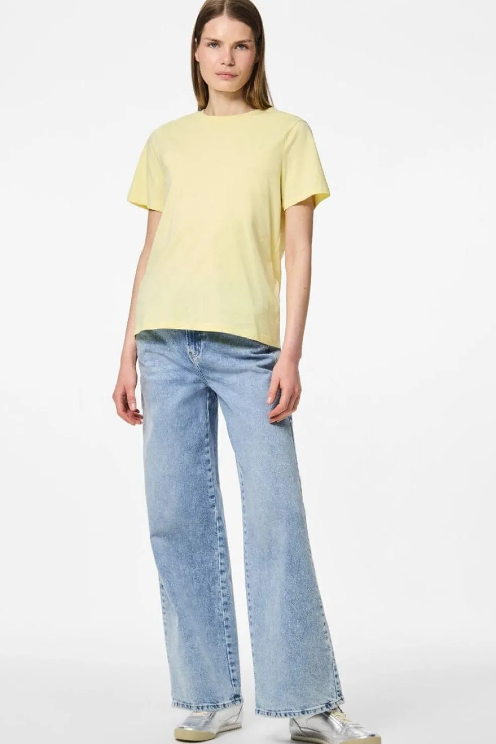 Pcria Ss Solid Tee*Pieces Clearance