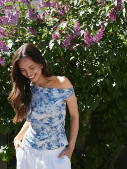 Neo Noir Peri Mesh Top 165415< T-Shirts & Toppe