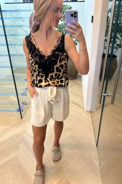 Valentin Studio Pretty Shorts< Shorts