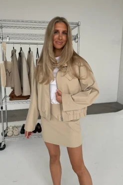 BYIC Sarahic Short Jacket A23725< Overtøj & Jakker