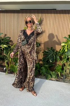 String Top*Valentin Studio Online