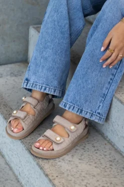 Copenhagen Shoes The Pearl Sandal CS8579< Copenhagen Shoes|Sandaler