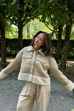 BYIC Theaic Teddy Jacket< Overtøj & Jakker