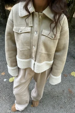 BYIC Theaic Teddy Jacket< Overtøj & Jakker