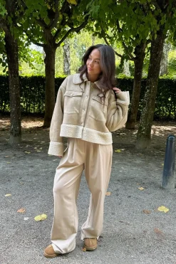 BYIC Theaic Teddy Jacket< Overtøj & Jakker