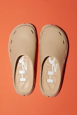 H2O Trek Closed Sandal< Sandaler