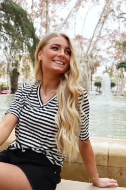 Ulla-Ss-Vneck-Stripe-Tshirt*Liberte