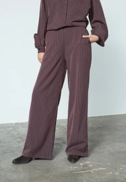 Verina-Pa2 19337*Sisters Point Clearance