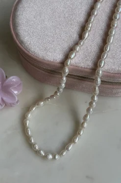 Mellow Moon Victoria< Halskæder